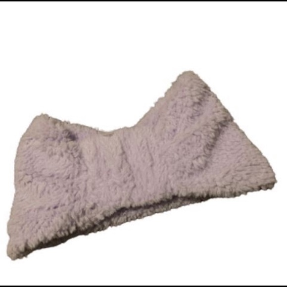 Aerie Fuzzy Headbands / Ear Warmers NWT - Picture 6 of 7